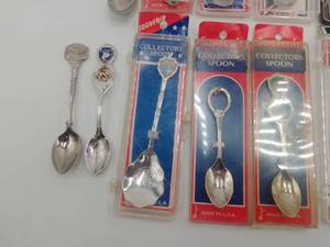 lot 096 image: Collectors Souvenir Spoon Bundle