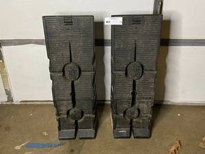lot 13 image: Portable Vehicle Car Ramp Set