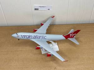 lot 42 image: Vintage Virgin Atlantic Boeing 747-400 Airplane Figurine