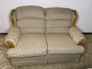 lot 83 image: Vintage Loveseat Sofa
