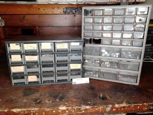 lot 8 image: Stocked Tool Organizers