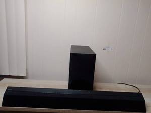 lot 140 image: Speaker and Soundbar