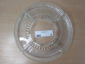 lot 95 image: Vintage Crystal Serving Tray