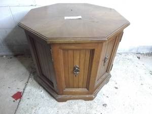 lot 207 image: Vintage Hexagon Side Table