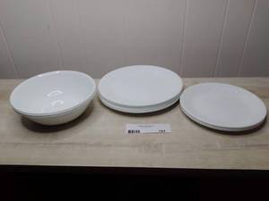 lot 164 image: Corelle Dish 10pc Set