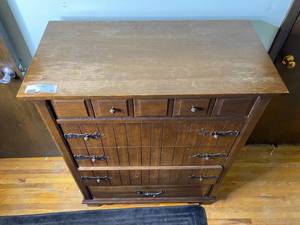 lot 155 image: Solid Wood Bedroom Dresser