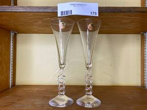 lot 175 image: Crystal DArques Millennium Champagne Flutes Set of 2