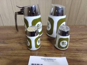 lot 273 image: Vintage Corning Set