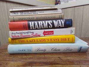 lot 309 image: Book Collection