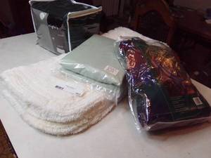 lot 303 image: Bedding Collection, Brand New