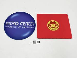 2 Mouse Pads