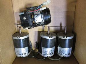 lot 21 image: (4) Electric Motors...