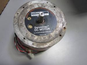lot 33 image: Servo Disc DC Motor...