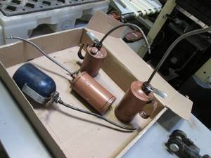 lot 36 image: (4) Oil Cans...