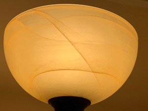 lot 25 image: Decorative Floor Lamp