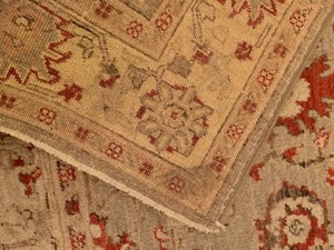 lot 30 image: Decorative Area Rug