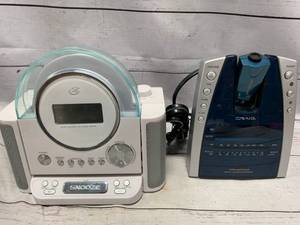 lot 18 image: GPX CDClock Radio & Craig Projector Digital Alarm Clock