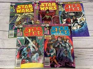 lot 35 image: Lot of 5 Star Wars Comics from 1983