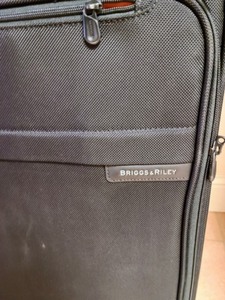 lot 65 image: Briggs & Riley Suitcase