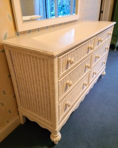 lot 89 image: White Wicker Dresser and Mirror