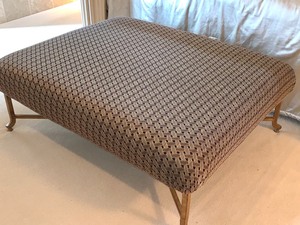 lot 19 image: Hendredon Extra Large Ottoman