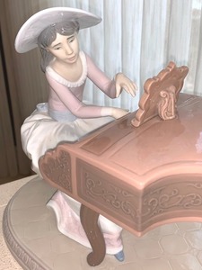 lot 20 image: LLadro Spring Recital (6452)
