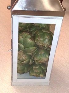 lot 145 image: Three Piece Home Decor Items