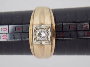 lot 1 image: 14K Yellow Gold Mens Diamond Ring With .45 Carat Center Diamond