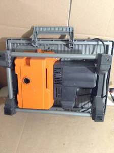 lot 60 image: 6.5 Amp Corded 7 in. Table Top Wet Tile Saw by RIDGID-used