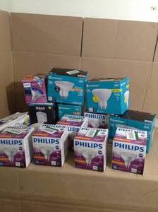 lot 65 image: Halogen lights- mixed lot