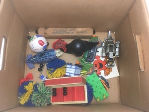 lot 17 image: Vintage Toys box Assortment