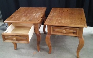 lot 13 image: PAIR OF BROYHILL END TABLES