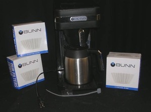 lot 26 image: BUNN COFFEE MAKER