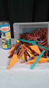 lot 66 image: VINTAGE TINKER TOYS AND LINCOLN LOGS