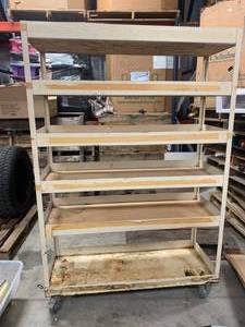 lot 19 image: Rolling Metal Cart