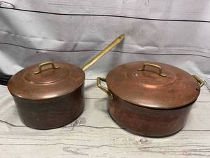 lot 36 image: Vintage Copper Pots with Brass Handles