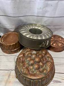 lot 38 image: Lot of 4 Vintage Copper Bundt Pans (heavy)