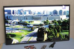 lot 22 image: NEC 55 MultiSync V552 HD Thin  Slim Design Professional  Commercial LED TV Monitor Display &