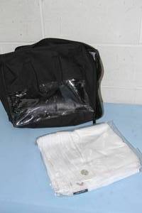 lot 40 image: Digital Juice Professional Video  Photography White Butterfly Screen - Never Used  8x8