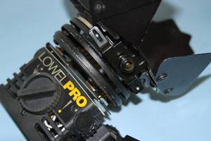 lot 43 image: Lot of 3 Lowel Professional Photography  Video PRO-Light Focusing Flood Light