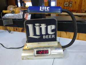 Miller Lite Beer Lighted Clock Bar Sign