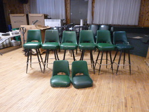 6 Bar Stools