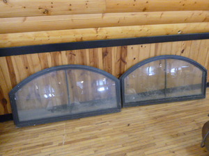 2 Arched Windows
