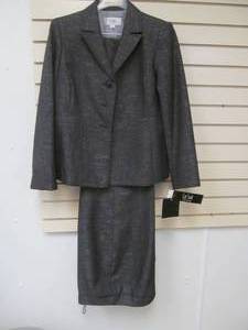 Le Suit Petite suit set