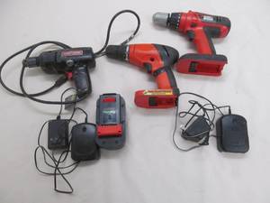 Batterys, charger, drills