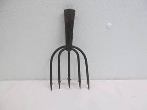 Vintage river spear