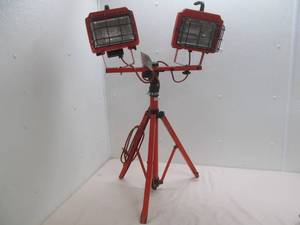Dual Halogen work light, tripod