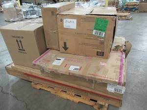 lot 303 image: WHOLESALE MIXED PALLET OF MISCELLANEOUS FURNITURE AND MORE