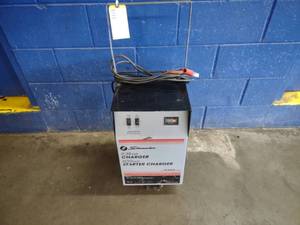 lot 20 image: Schumacher 200 Amp Battery Charger,...