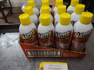 lot 100 image: (12) 11 Ounce Blaster Penetrating C...